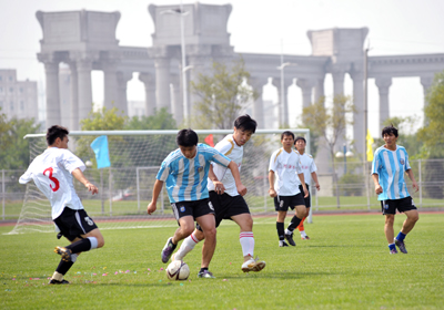 中国队3-0完胜法国队 晋级乒乓球男团四强